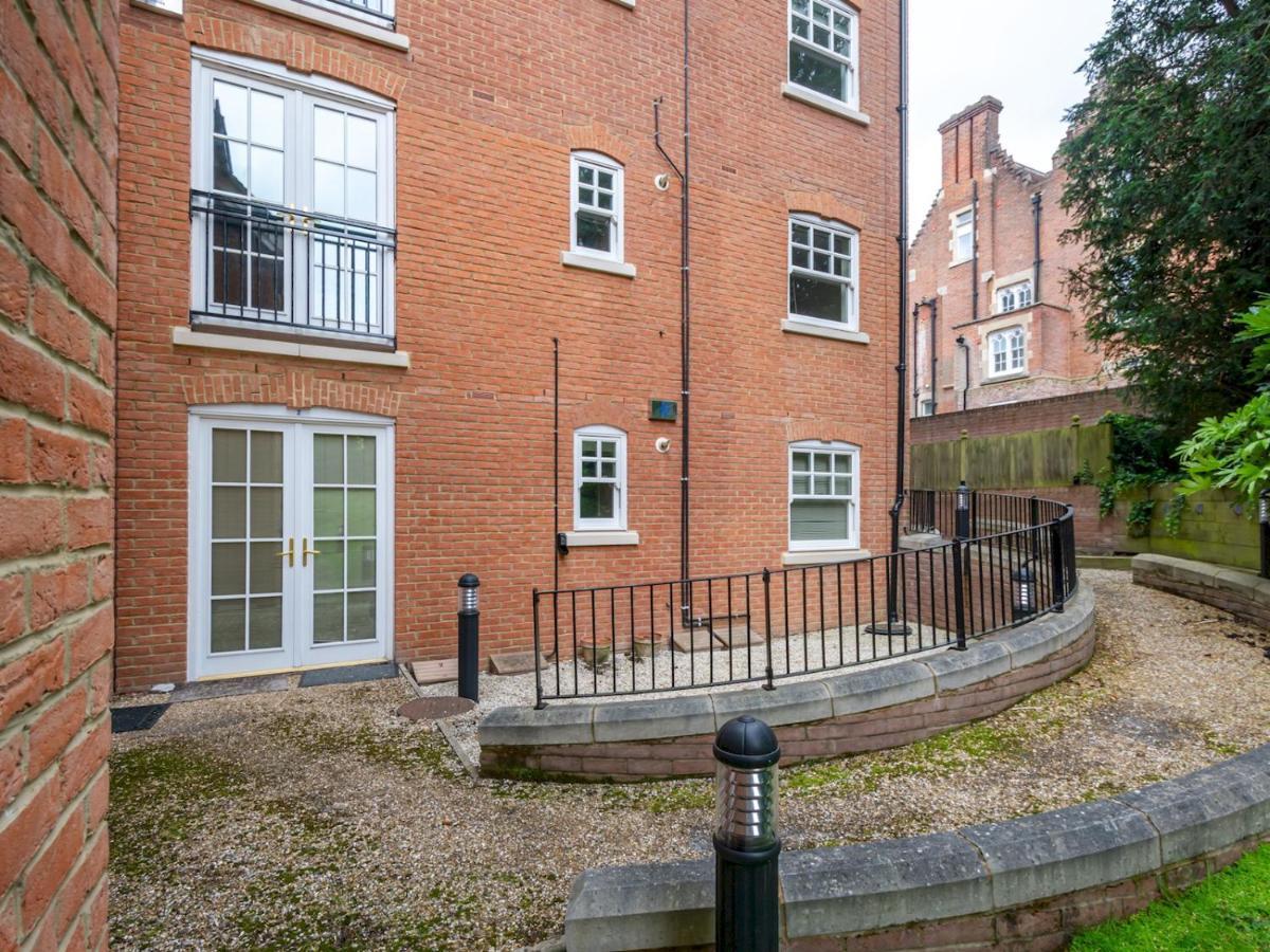 Pass The Keys Quiet 2-Bed Apartment On The Ground Floor Canterbury Kültér fotó