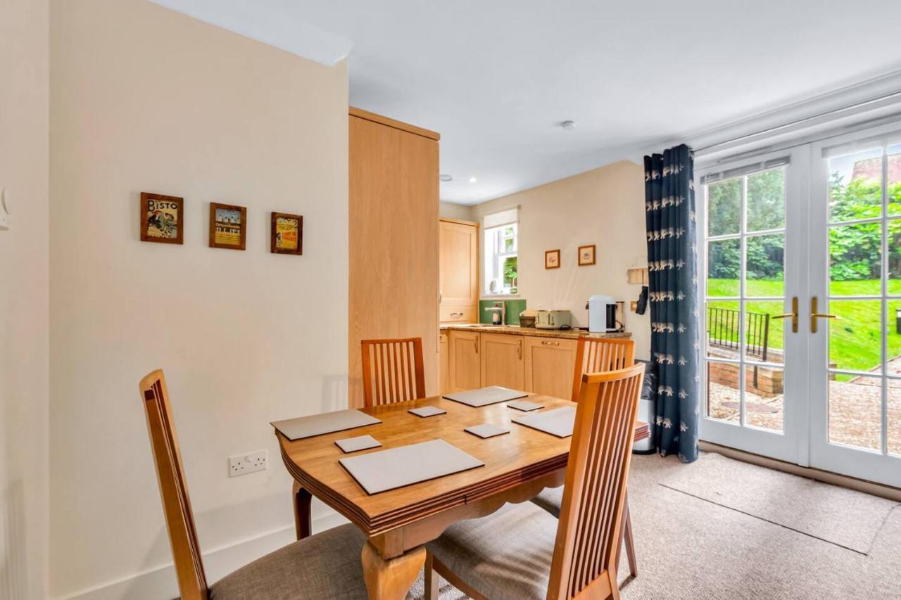 Pass The Keys Quiet 2-Bed Apartment On The Ground Floor Canterbury Kültér fotó