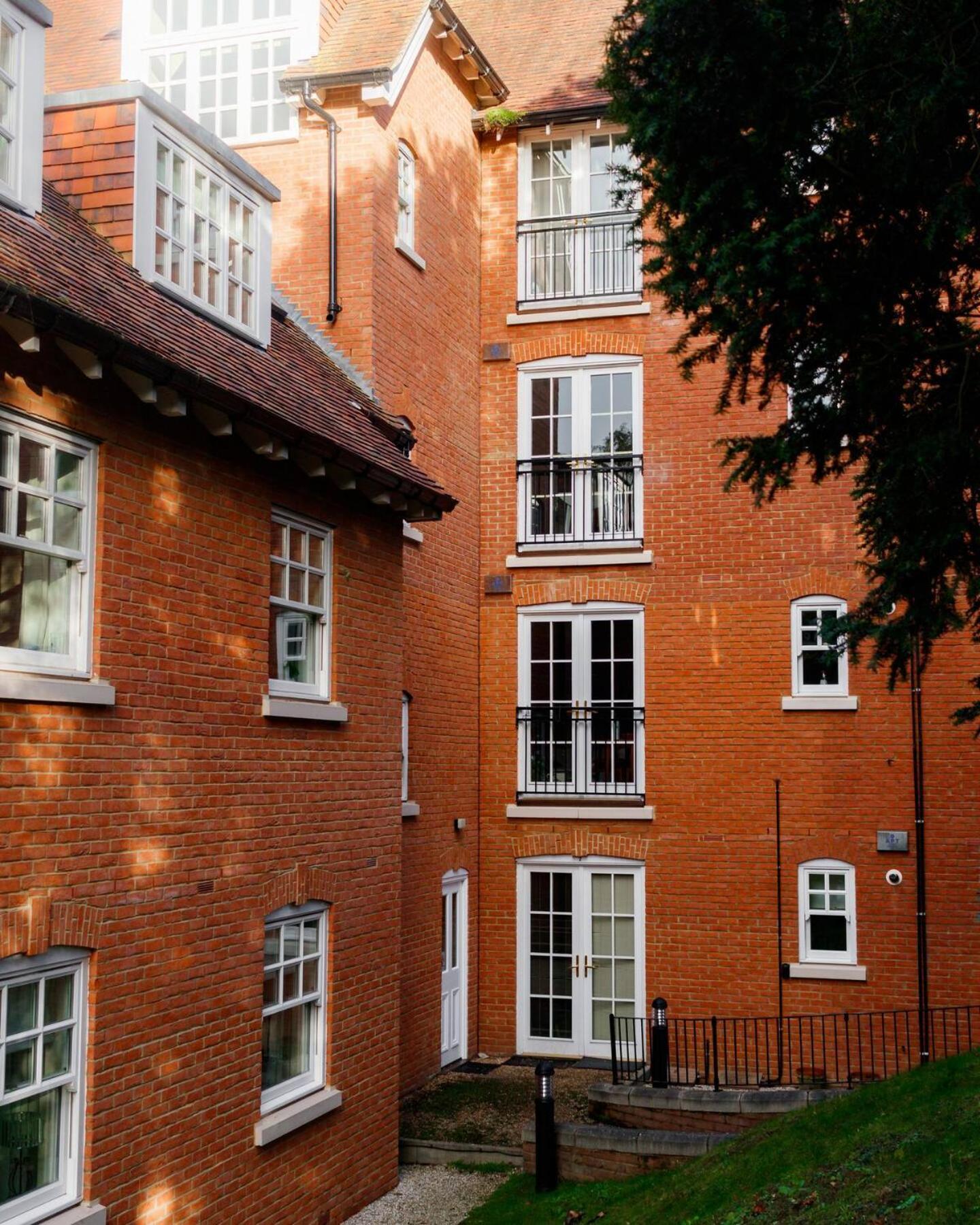 Pass The Keys Quiet 2-Bed Apartment On The Ground Floor Canterbury Kültér fotó